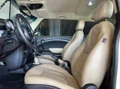 Mini Cooper One ONE 1.6 Aut. 2013/2013 CONCEPT MOTORS PASSO FUNDO / Carros no Vale