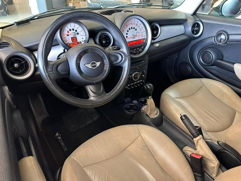 Mini Cooper One ONE 1.6 Aut. 2013/2013 CONCEPT MOTORS PASSO FUNDO / Carros no Vale