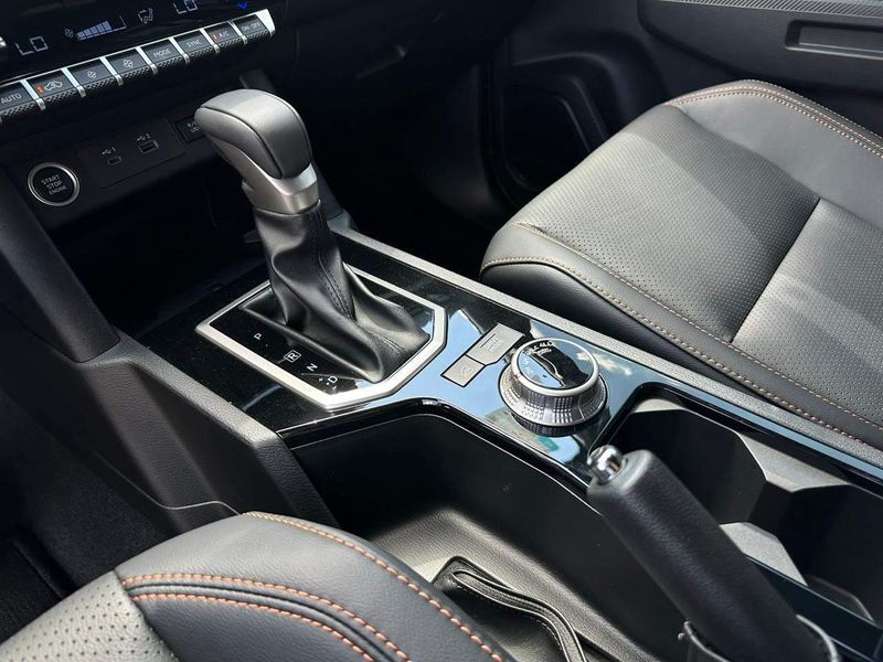 Mitsubishi Triton Katana 2.4 CD 4×4 TB Diesel Aut. 2025/2026 CONCEPT MOTORS PASSO FUNDO / Carros no Vale