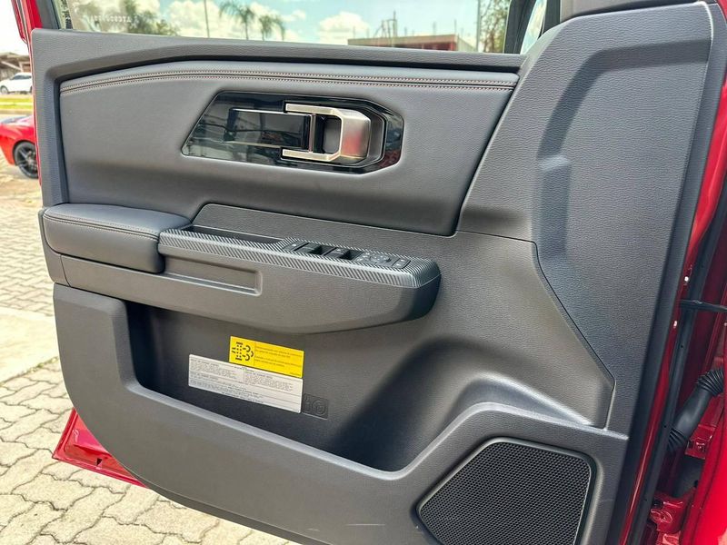 Mitsubishi Triton Katana 2.4 CD 4×4 TB Diesel Aut. 2025/2026 CONCEPT MOTORS PASSO FUNDO / Carros no Vale