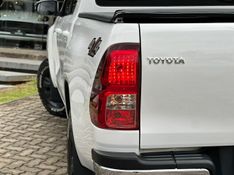 Toyota Hilux CD SR 4×4 2.8 TDI Diesel Aut. 2019/2019 CONCEPT MOTORS PASSO FUNDO / Carros no Vale