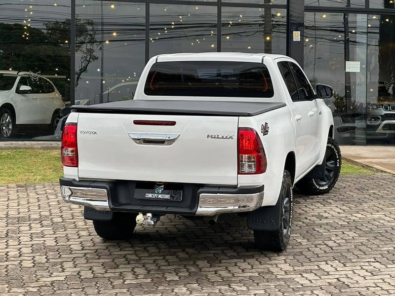 Toyota Hilux CD SR 4×4 2.8 TDI Diesel Aut. 2019/2019 CONCEPT MOTORS PASSO FUNDO / Carros no Vale Toyota Hilux CD SR 4×4 2.8 TDI Diesel Aut. 2019/2019 CONCEPT MOTORS PASSO FUNDO / Carros no Vale