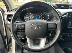 Toyota Hilux CD SR 4×4 2.8 TDI Diesel Aut. 2019/2019 CONCEPT MOTORS PASSO FUNDO / Carros no Vale