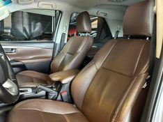 Toyota Hilux SW4 SR 4×2 2.7/ 2.7 Flex 16V Aut. 2016/2017 CONCEPT MOTORS PASSO FUNDO / Carros no Vale