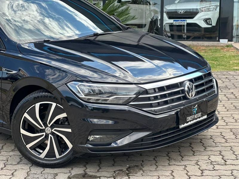 Volkswagen Jetta R-Line 250 TSI 1.4 Flex 16V Aut. 2019/2019 CONCEPT MOTORS PASSO FUNDO / Carros no Vale
