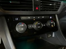 Volkswagen Jetta R-Line 250 TSI 1.4 Flex 16V Aut. 2019/2019 CONCEPT MOTORS PASSO FUNDO / Carros no Vale