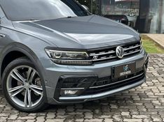Volkswagen Tiguan Allspac R-Line 350 TSI 2.0 4×4 2019/2019 CONCEPT MOTORS PASSO FUNDO / Carros no Vale
