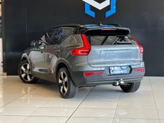 Volvo XC40 T-4 2.0 190cv FWD 2018/2019 CONCEPT MOTORS PASSO FUNDO / Carros no Vale