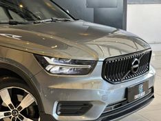 Volvo XC40 T-4 2.0 190cv FWD 2018/2019 CONCEPT MOTORS PASSO FUNDO / Carros no Vale