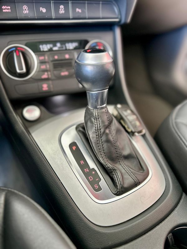 Audi Q3 1.4 TFSI/TFSI S-tronic 2018/2018 PC VEÍCULOS SANTA CRUZ DO SUL / Carros no Vale