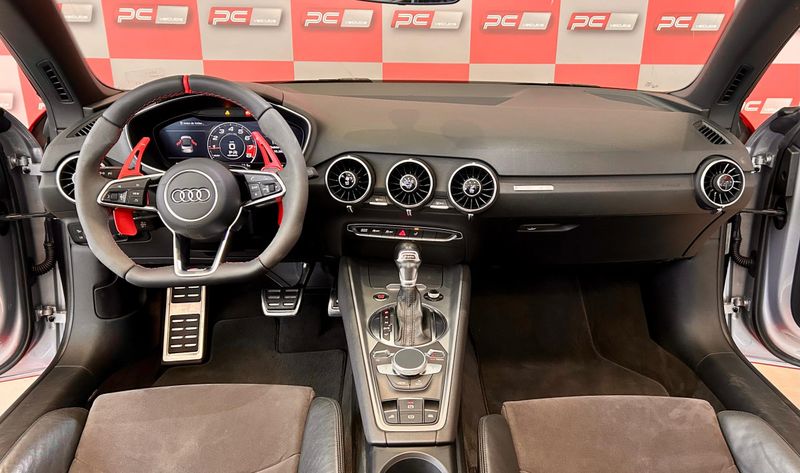 Audi TT Roadster 2.0 16v TFSI S-Tronic 2015/2016 PC VEÍCULOS SANTA CRUZ DO SUL / Carros no Vale