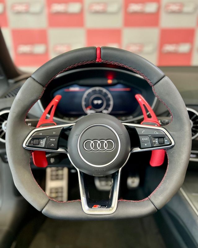 Audi TT Roadster 2.0 16v TFSI S-Tronic 2015/2016 PC VEÍCULOS SANTA CRUZ DO SUL / Carros no Vale