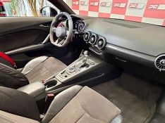 Audi TT Roadster 2.0 16v TFSI S-Tronic 2015/2016 PC VEÍCULOS SANTA CRUZ DO SUL / Carros no Vale