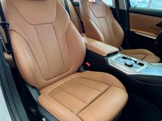 BMW 320iA Modern/Sport TB 2.0/A./GP 2023/2024 PC VEÍCULOS SANTA CRUZ DO SUL / Carros no Vale