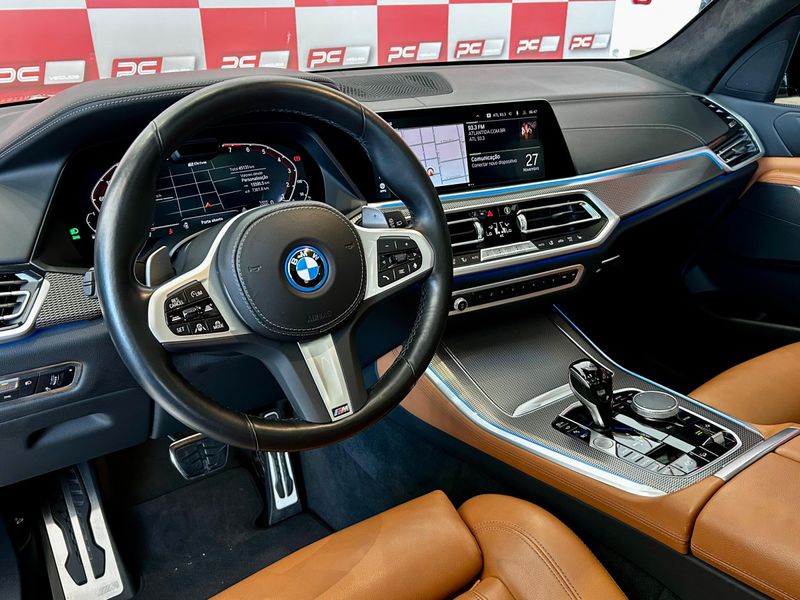 BMW X5 XDRIVE 45e 3.0 M.Sport (Híb.) 2022/2023 PC VEÍCULOS SANTA CRUZ DO SUL / Carros no Vale