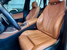 BMW X5 XDRIVE 45e 3.0 M.Sport (Híb.) 2022/2023 PC VEÍCULOS SANTA CRUZ DO SUL / Carros no Vale