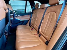 BMW X5 XDRIVE 45e 3.0 M.Sport (Híb.) 2022/2023 PC VEÍCULOS SANTA CRUZ DO SUL / Carros no Vale