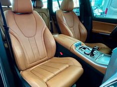 BMW X5 XDRIVE 45e 3.0 M.Sport (Híb.) 2022/2023 PC VEÍCULOS SANTA CRUZ DO SUL / Carros no Vale