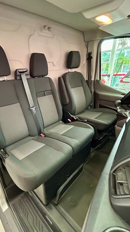Ford TRANSIT Furgão 2.0 Longo Turbo 2022/2023 PC VEÍCULOS SANTA CRUZ DO SUL / Carros no Vale