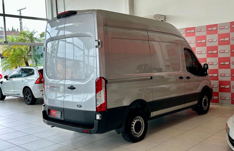 Ford TRANSIT Furgão 2.0 Longo Turbo 2022/2023 PC VEÍCULOS SANTA CRUZ DO SUL / Carros no Vale
