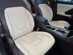 Hyundai Creta Ultimate 2.0 16V 2024/2025 PC VEÍCULOS SANTA CRUZ DO SUL / Carros no Vale