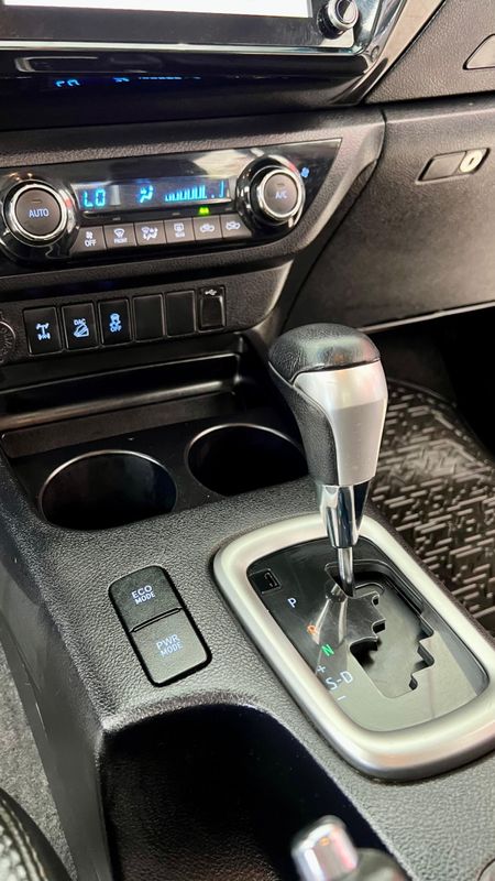 Toyota Hilux CD SR 4×4 2.8 TDI 2020/2020 PC VEÍCULOS SANTA CRUZ DO SUL / Carros no Vale Toyota Hilux CD SR 4×4 2.8 TDI 2020/2020 PC VEÍCULOS SANTA CRUZ DO SUL / Carros no Vale