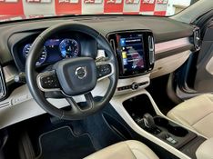 Volvo XC 40 T-4 MOMENTUM 2.0 190cv FWD 2020/2020 PC VEÍCULOS SANTA CRUZ DO SUL / Carros no Vale