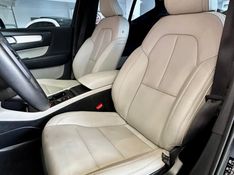 Volvo XC 40 T-4 MOMENTUM 2.0 190cv FWD 2020/2020 PC VEÍCULOS SANTA CRUZ DO SUL / Carros no Vale