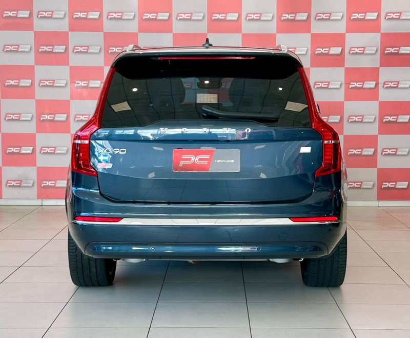 Volvo XC 90 T-8 Ultimate 2.0 AWD (Híbrido) 2023/2024 PC VEÍCULOS SANTA CRUZ DO SUL / Carros no Vale Volvo XC 90 T-8 Ultimate 2.0 AWD (Híbrido) 2023/2024 PC VEÍCULOS SANTA CRUZ DO SUL / Carros no Vale
