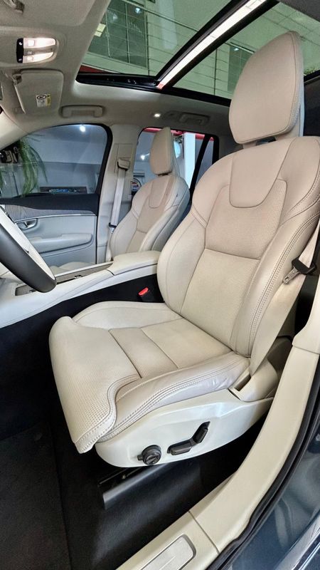 Volvo XC 90 T-8 Ultimate 2.0 AWD (Híbrido) 2023/2024 PC VEÍCULOS SANTA CRUZ DO SUL / Carros no Vale Volvo XC 90 T-8 Ultimate 2.0 AWD (Híbrido) 2023/2024 PC VEÍCULOS SANTA CRUZ DO SUL / Carros no Vale