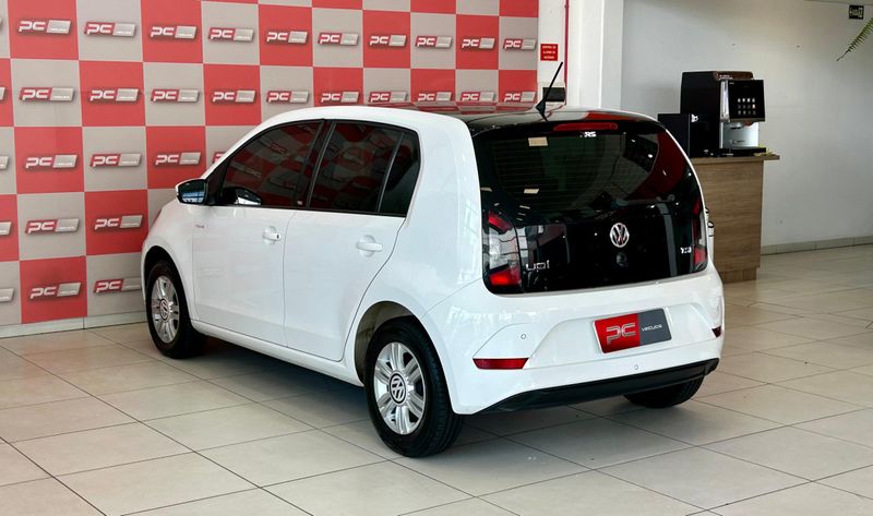 VOLKSWAGEN Up! Move 1.0 TSI Total 12V 2017/2018 PC VEÍCULOS SANTA CRUZ DO SUL / Carros no Vale