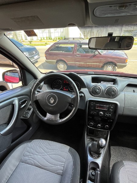 RENAULT DUSTER 1.6 DYNAMIQUE 4X2 16V FLEX 4P MANUAL 2013/2013 BOSCO AUTOMÓVEIS GUAPORÉ / Carros no Vale RENAULT DUSTER 1.6 DYNAMIQUE 4X2 16V FLEX 4P MANUAL 2013/2013 BOSCO AUTOMÓVEIS GUAPORÉ / Carros no Vale