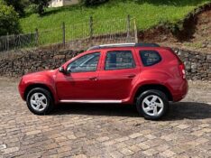 RENAULT DUSTER 1.6 DYNAMIQUE 4X2 16V FLEX 4P MANUAL 2013/2013 BOSCO AUTOMÓVEIS GUAPORÉ / Carros no Vale