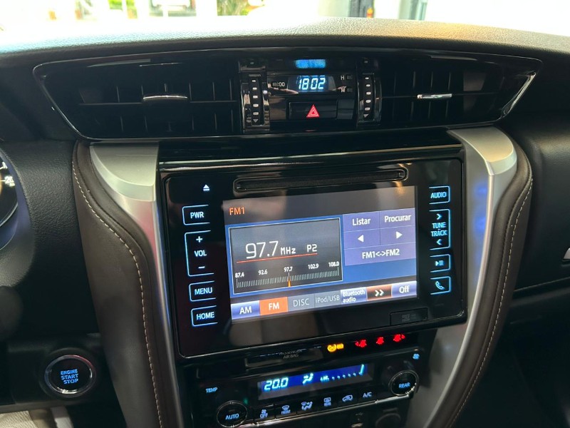 TOYOTA SW4 SRX 2.8 TURBO /2019 IDEAL VEÍCULOS LAJEADO / Carros no Vale