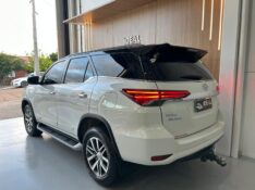 TOYOTA SW4 SRX 2.8 TURBO /2019 IDEAL VEÍCULOS LAJEADO / Carros no Vale
