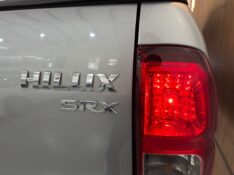 TOYOTA HILUX CAB.DUPLA SRX 2.8 /2016 IDEAL VEÍCULOS LAJEADO / Carros no Vale