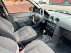 CHEVROLET CELTA LT 1.0 2013/2014 SÉTIMA VEÍCULOS GUAPORÉ / Carros no Vale