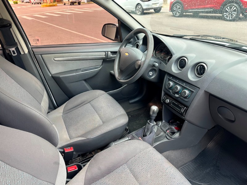 CHEVROLET CELTA LT 1.0 2013/2014 SÉTIMA VEÍCULOS GUAPORÉ / Carros no Vale