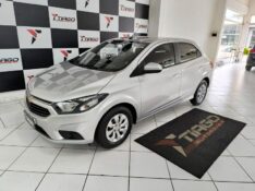 CHEVROLET ONIX HATCH LT 1.0 8V FLEXPOWER 5P MEC. 2018/2018 TIAGO AUTOMÓVEIS VENÂNCIO AIRES / Carros no Vale