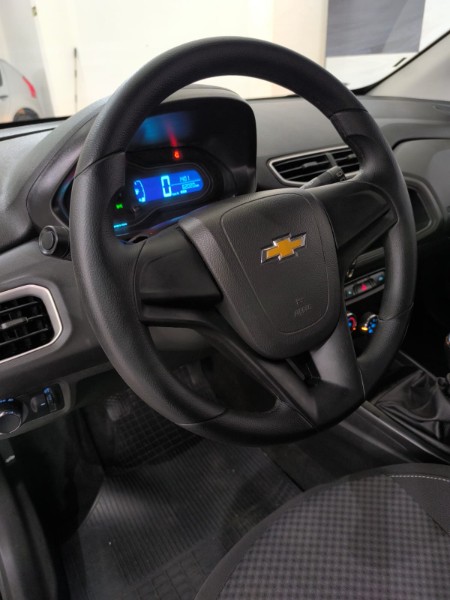 CHEVROLET ONIX HATCH LT 1.0 8V FLEXPOWER 5P MEC. 2018/2018 TIAGO AUTOMÓVEIS VENÂNCIO AIRES / Carros no Vale