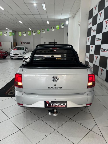 VOLKSWAGEN SAVEIRO TRENDLINE 1.6 T.FLEX 8V 2017/2017 TIAGO AUTOMÓVEIS VENÂNCIO AIRES / Carros no Vale