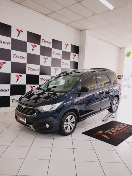CHEVROLET SPIN 1.8 ACTIV 8V FLEX 4P AUTOMÁTICO 2019/2019 TIAGO AUTOMÓVEIS VENÂNCIO AIRES / Carros no Vale