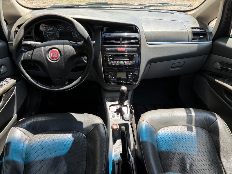 FIAT LINEA 1.8 ABSOLUTE 16V AUTOMATIZADO 2012/2012 COMPLETO VEÍCULOS GUAPORÉ / Carros no Vale FIAT LINEA 1.8 ABSOLUTE 16V AUTOMATIZADO 2012/2012 COMPLETO VEÍCULOS GUAPORÉ / Carros no Vale