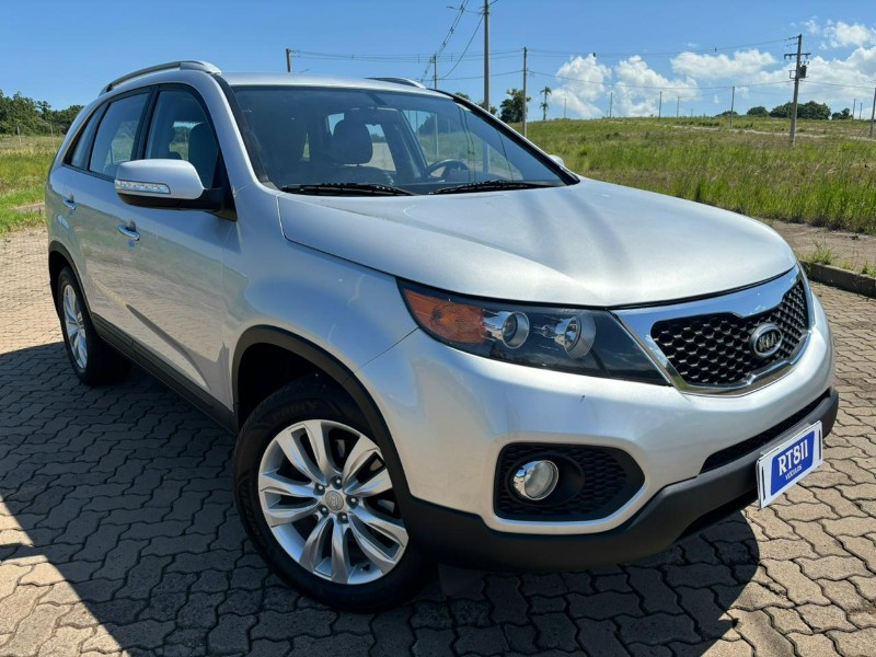 KIA SORENTO EX 2.4 /2011 RT 811 VEÍCULOS ARROIO DO MEIO / Carros no Vale
