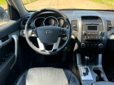 KIA SORENTO EX 2.4 /2011 RT 811 VEÍCULOS ARROIO DO MEIO / Carros no Vale