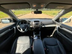 KIA SORENTO EX 2.4 /2011 RT 811 VEÍCULOS ARROIO DO MEIO / Carros no Vale