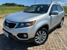 KIA SORENTO EX 2.4 /2011 RT 811 VEÍCULOS ARROIO DO MEIO / Carros no Vale