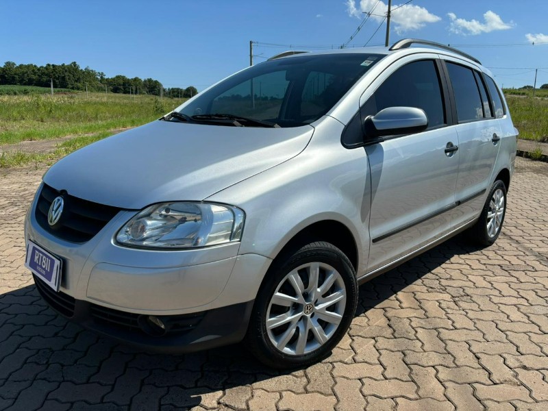 VOLKSWAGEN SPACEFOX 1.6 /2007 RT 811 VEÍCULOS ARROIO DO MEIO / Carros no Vale VOLKSWAGEN SPACEFOX 1.6 /2007 RT 811 VEÍCULOS ARROIO DO MEIO / Carros no Vale