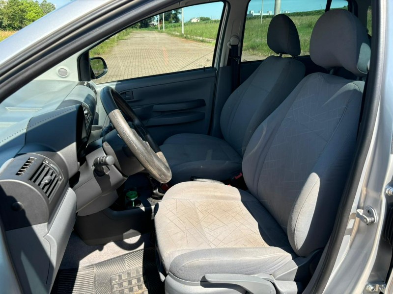 VOLKSWAGEN SPACEFOX 1.6 /2007 RT 811 VEÍCULOS ARROIO DO MEIO / Carros no Vale VOLKSWAGEN SPACEFOX 1.6 /2007 RT 811 VEÍCULOS ARROIO DO MEIO / Carros no Vale