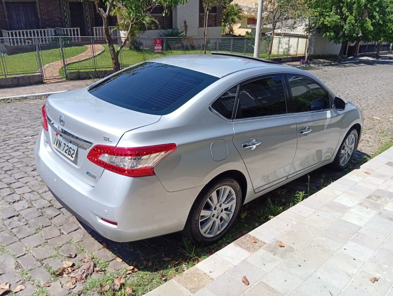 NISSAN SENTRA SL 2.0 2014/2014 ALTERNATIVA VEÍCULOS LAJEADO / Carros no Vale NISSAN SENTRA SL 2.0 2014/2014 ALTERNATIVA VEÍCULOS LAJEADO / Carros no Vale